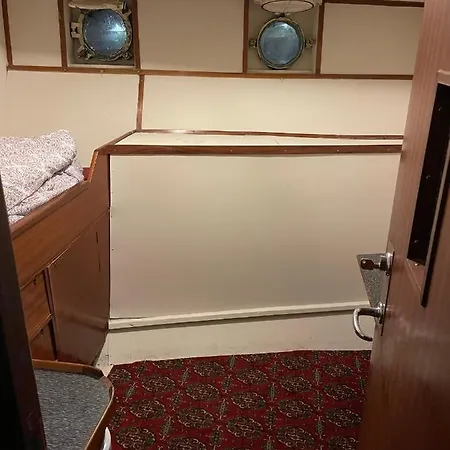 Showboat Botel Bergen